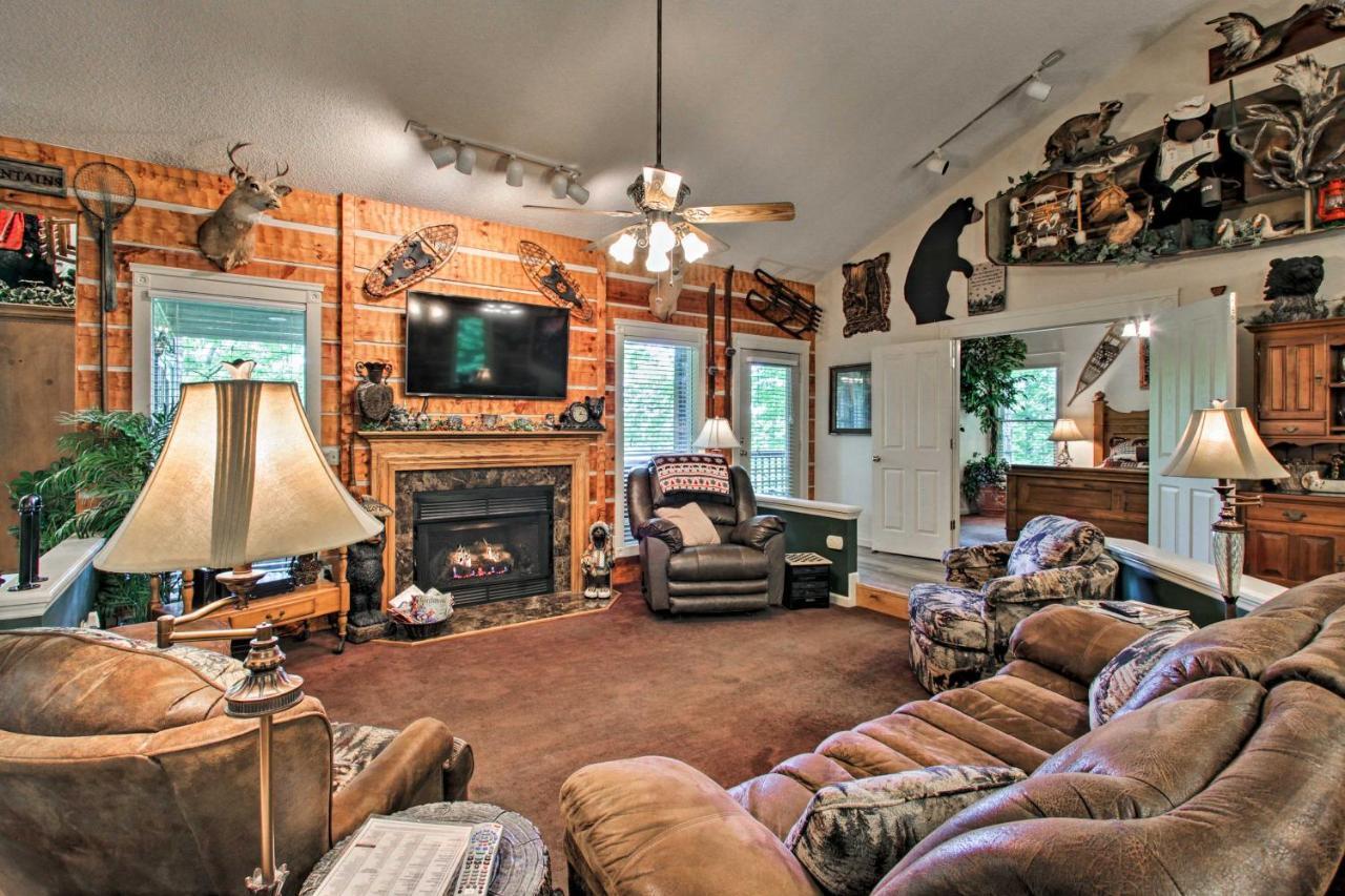 Eclectic Cabin With Hot Tub 1 Mi To Ober Gatlinburg Εξωτερικό φωτογραφία