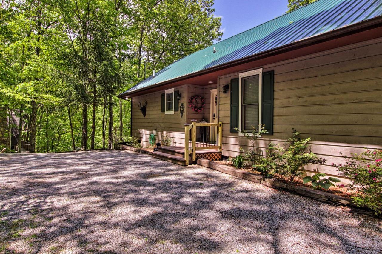 Eclectic Cabin With Hot Tub 1 Mi To Ober Gatlinburg Εξωτερικό φωτογραφία
